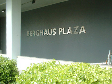 Kroonenberg gebouw Berghaus Plaza te Amsterdam